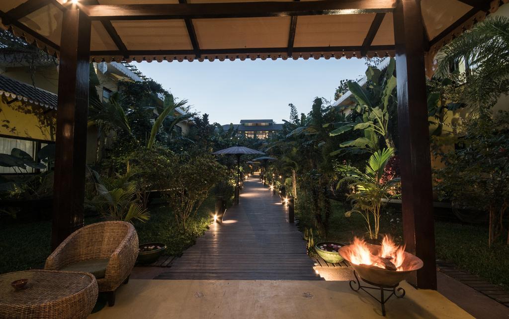 Thanakha Inle Hotel Nyaung Shwe Luaran gambar