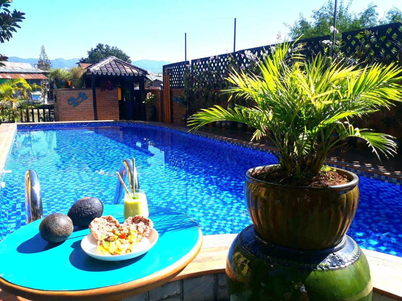 Thanakha Inle Hotel Nyaung Shwe Luaran gambar